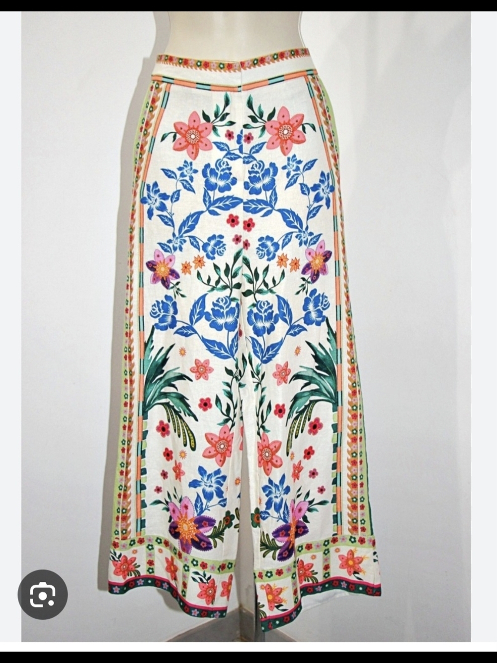 House of Harlow 1960 White Wide-Leg Pants with Blue & Pink Floral Print